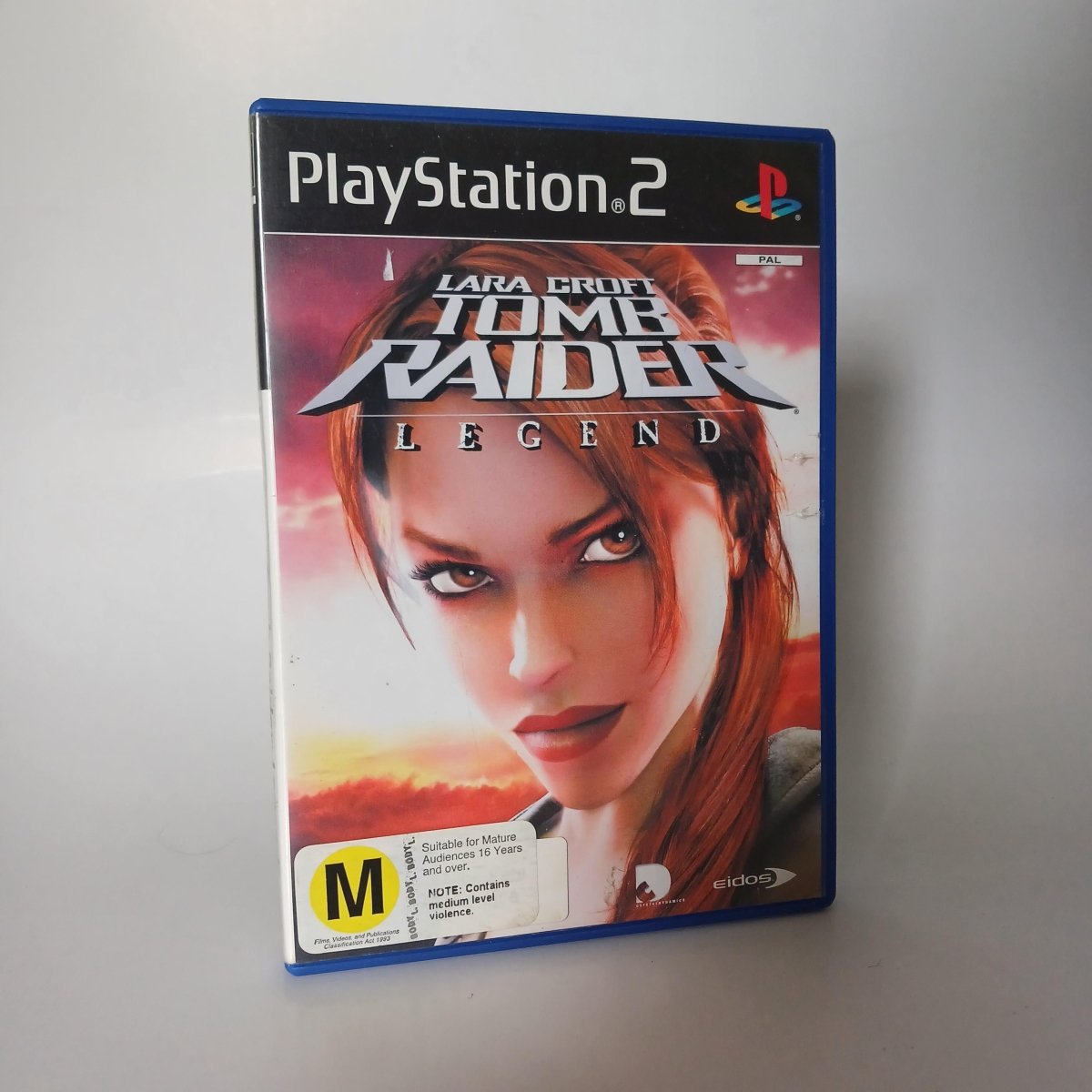 Lara Croft Tomb Raider: Legend (PS2)